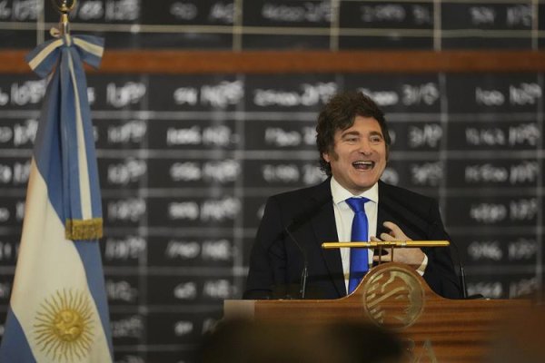 炒股在线配资 阿根廷正副总统“公开决裂”, 法媒: 这对本就脆弱的米莱执政联盟构成沉重打击